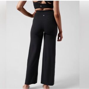 Athleta Elation Wide Leg Pant - Large